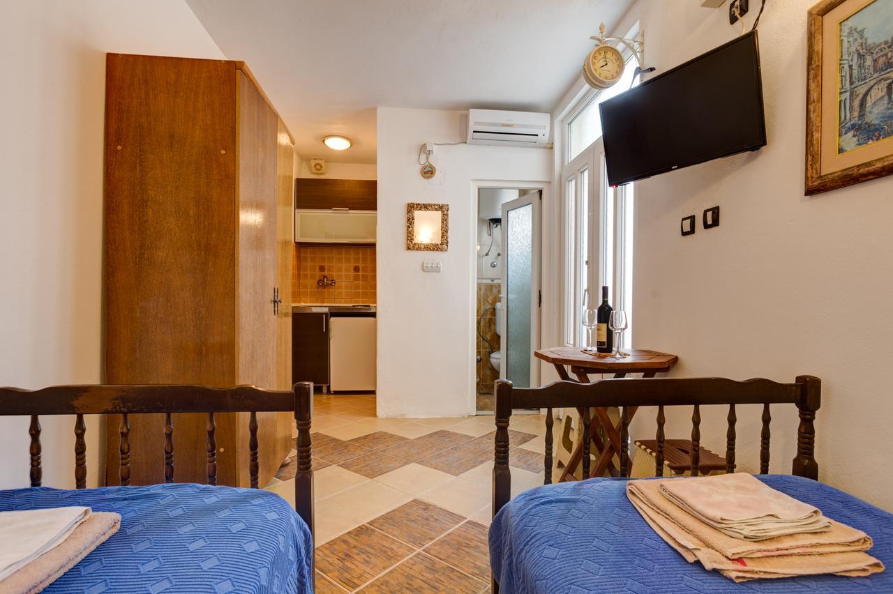 Sea Oasis Apartments - Milosevic โกตอร์ ภายนอก รูปภาพ
