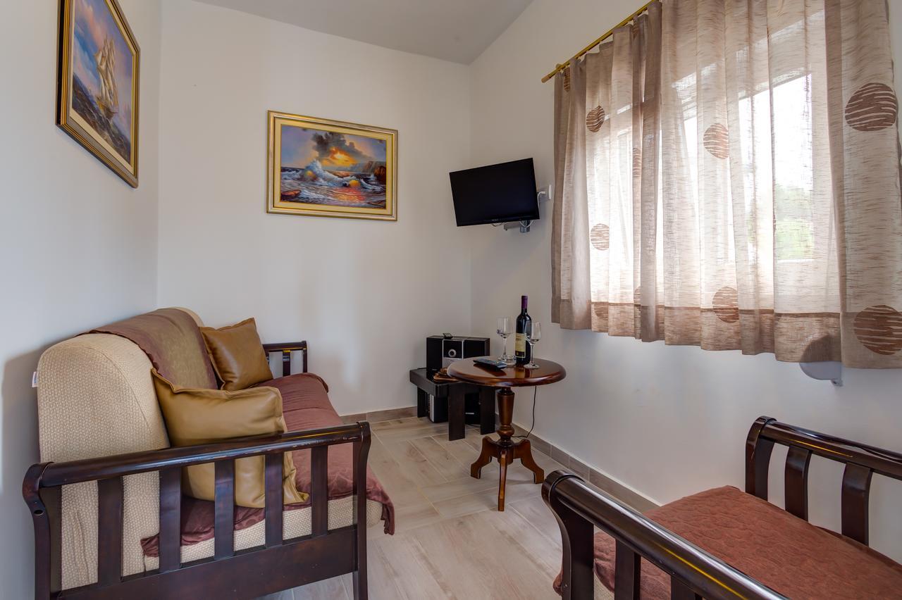 Sea Oasis Apartments - Milosevic โกตอร์ ภายนอก รูปภาพ